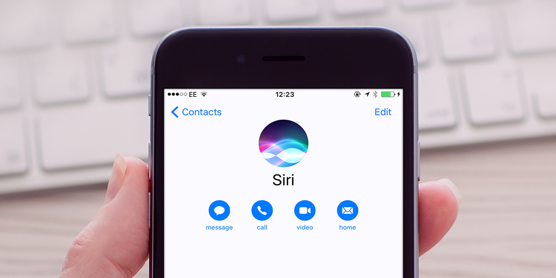 Apple patents idea to add Siri-powered chat bot into Messages app