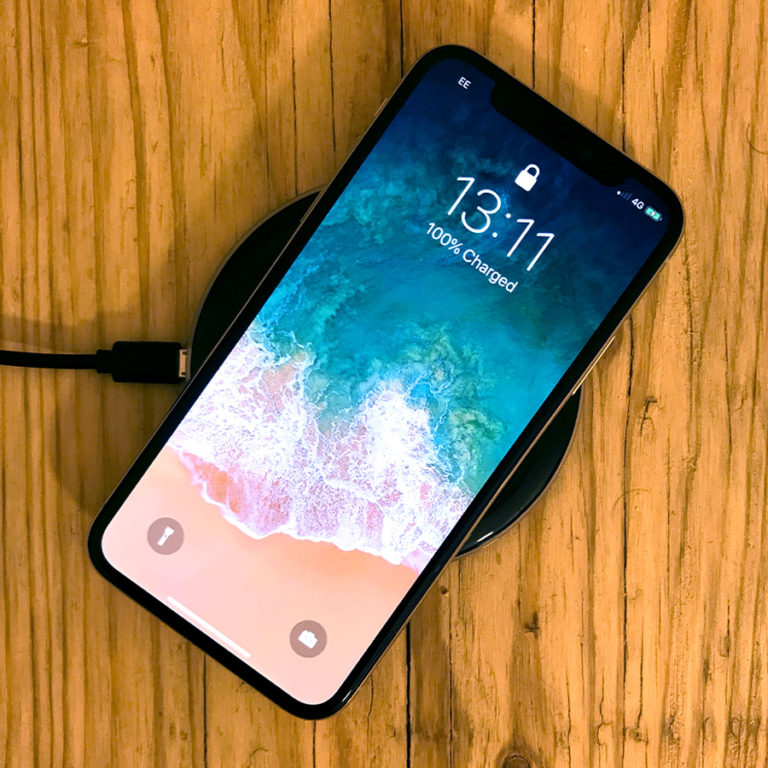 Charging speeds wireless vs. wired vs. fast charging TapSmart