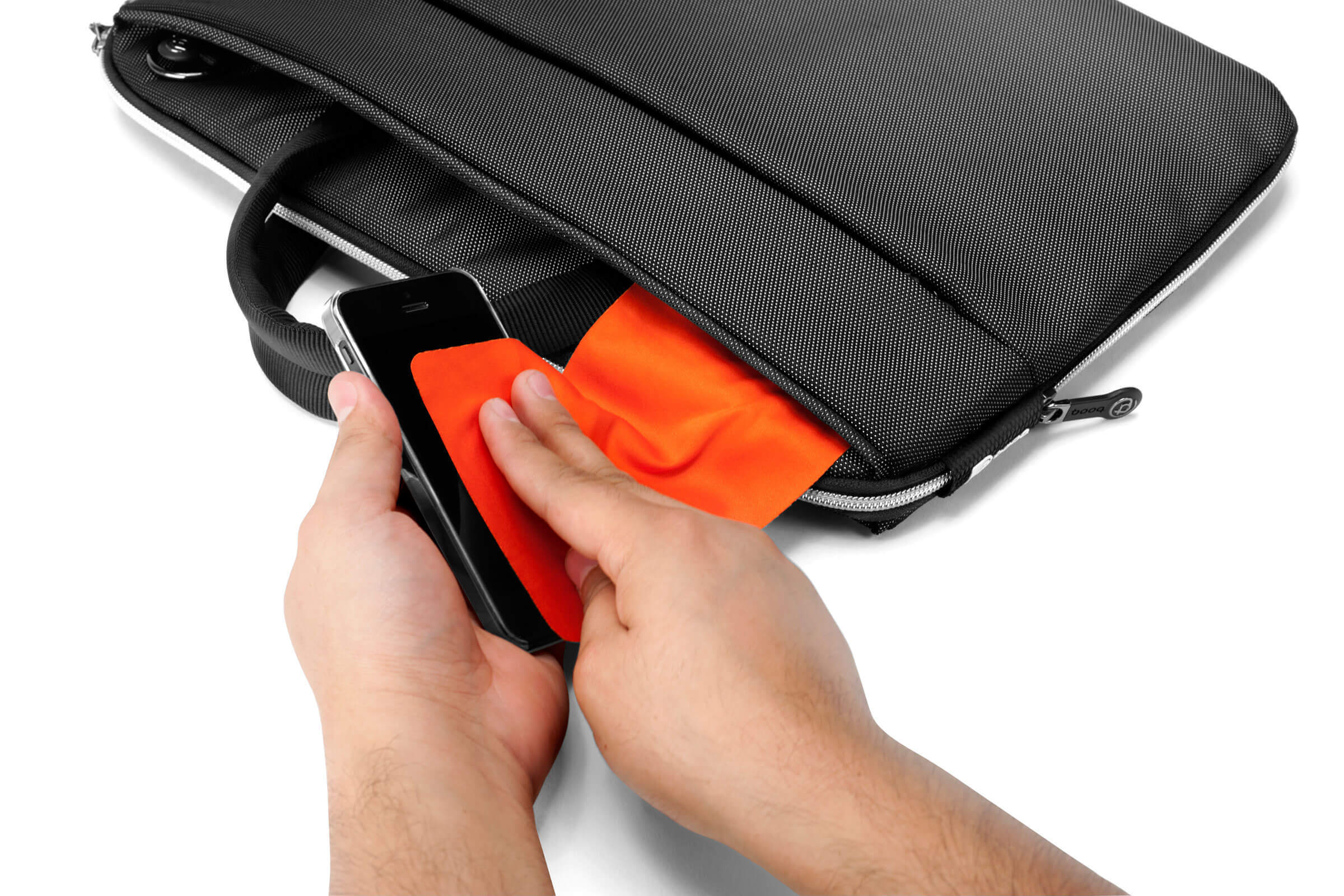 Review booq Taipan superslim 15 Macbook laptop bag TapSmart